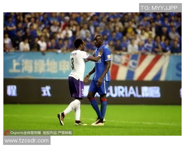 冲突升级！浓眉与教练发生激烈争执